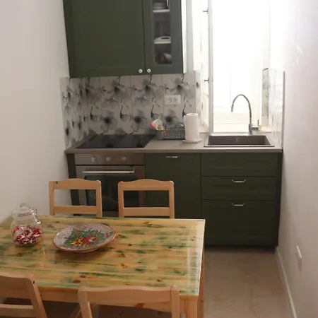Charming Flat Near Center And Split
