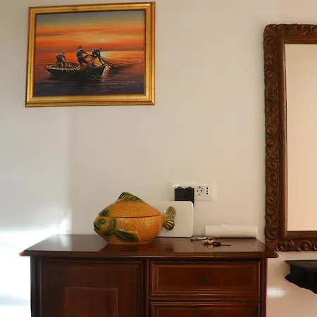 Charming Flat Near Center And