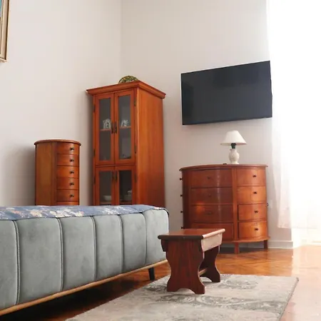Appartement Charming Flat Near Center And