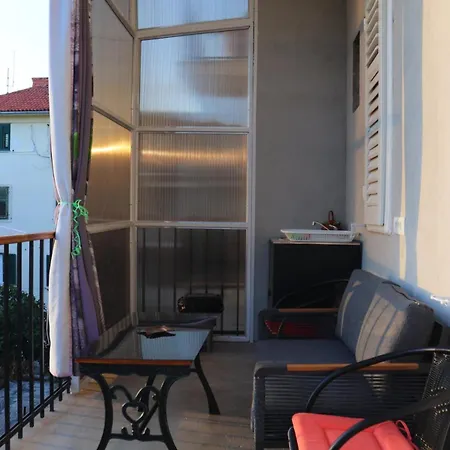 Charming Flat Near Center And Appartement *