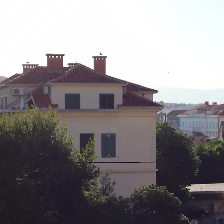 Appartement Charming Flat Near Center And