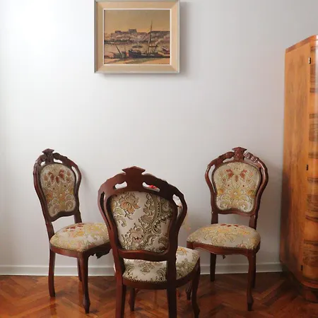 Appartement Charming Flat Near Center And *